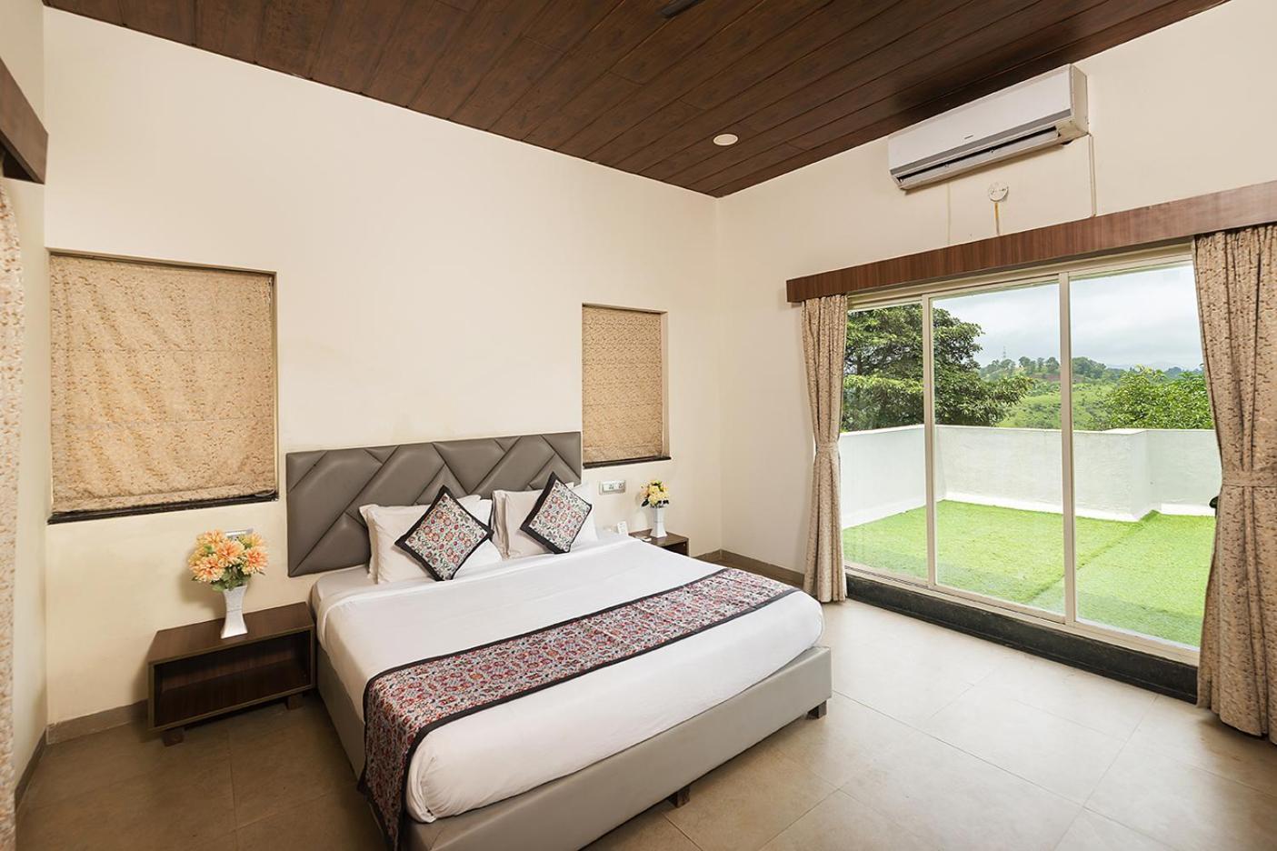 Manas Lifestyle Resort, Igatpuri Bilik gambar