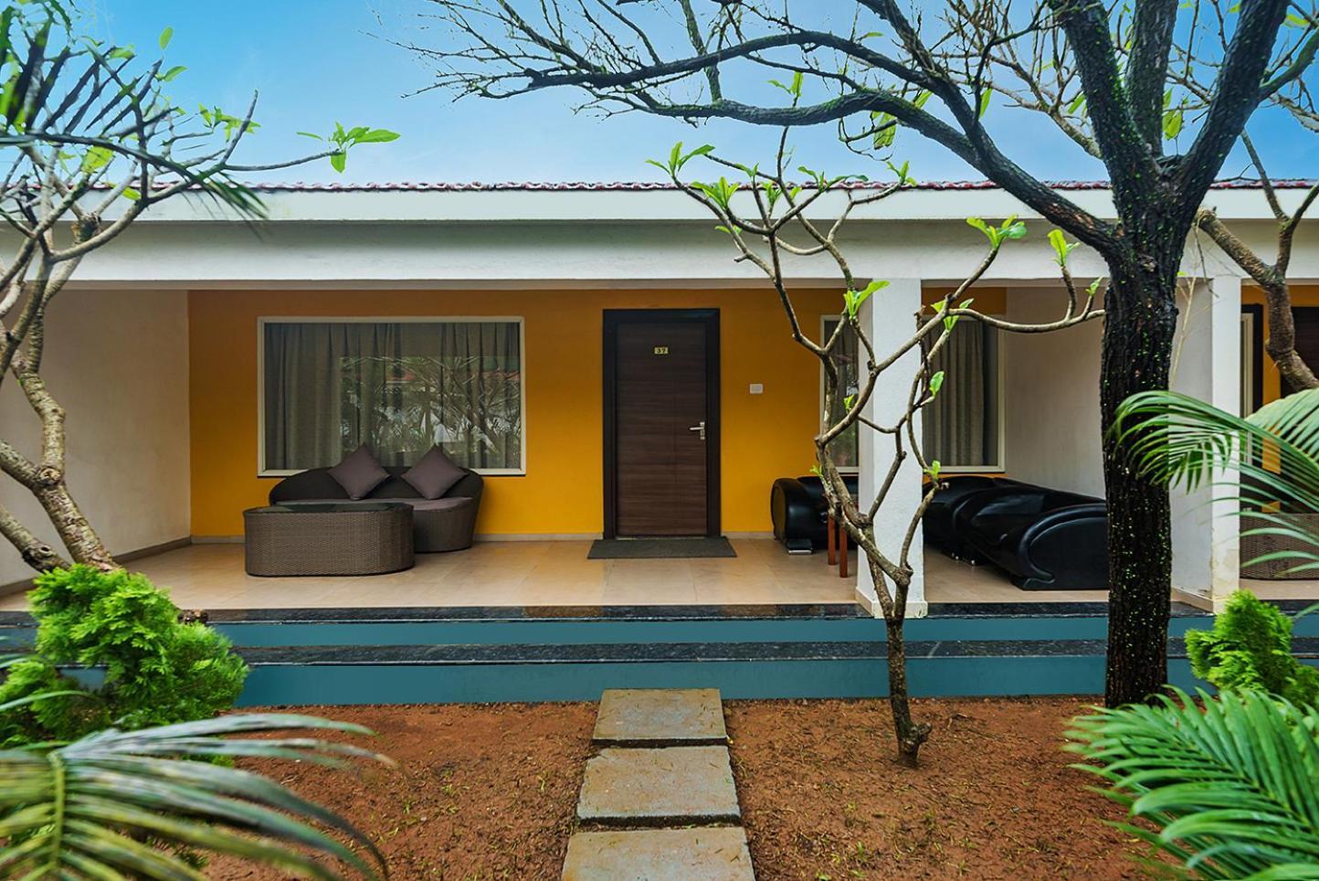 Manas Lifestyle Resort, Igatpuri Bilik gambar